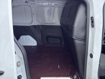 Peugeot Partner 1.2 PureTech 110 L1 Premium +PDC