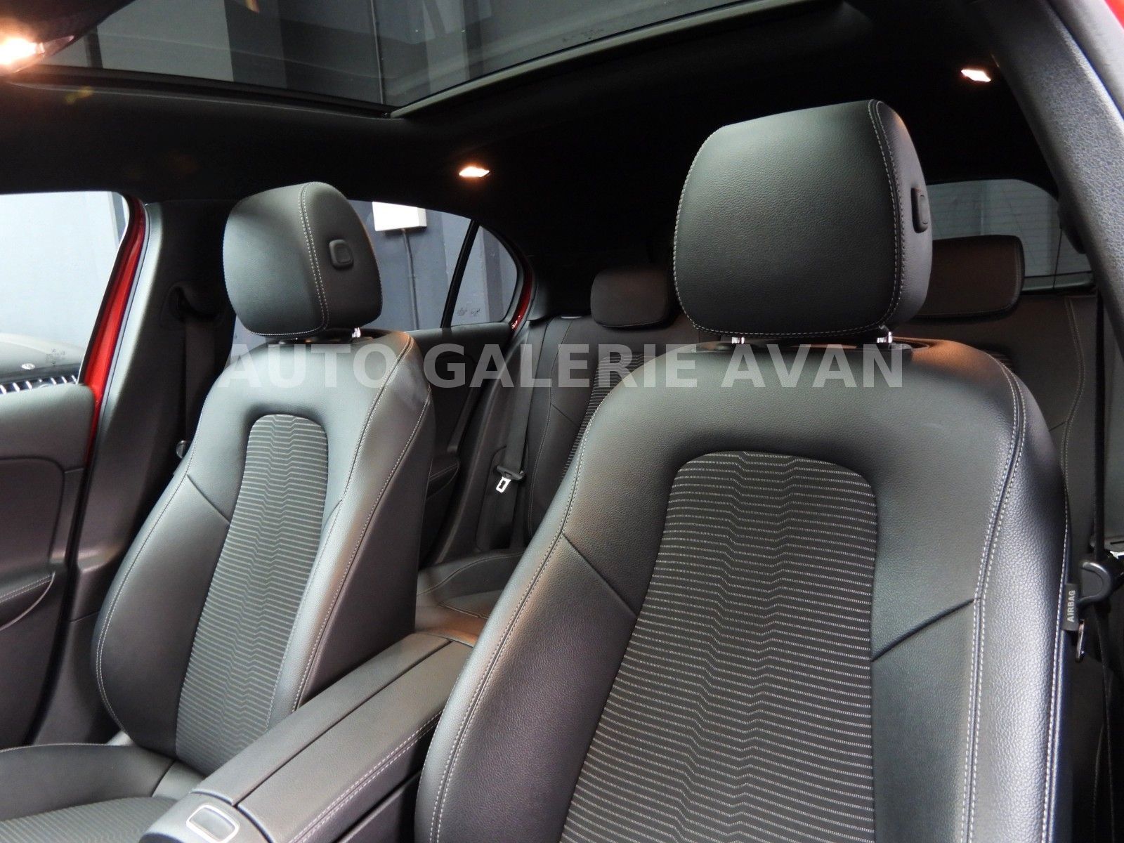 Mercedes-Benz A 200 foto 16