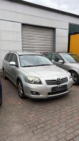 Toyota Avensis 2.2D Klima*TÜV*Sitzheizung - Toyota Avensis in Mannheim