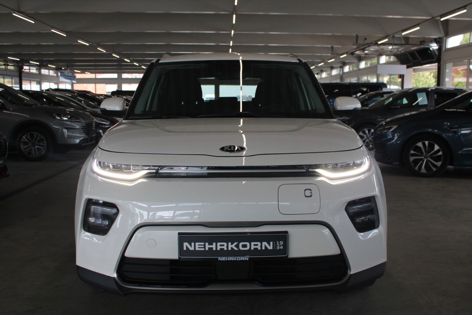 Fahrzeugabbildung Kia e-Soul 150kW Vision Wärmepumpe OnBoardLader uvm.