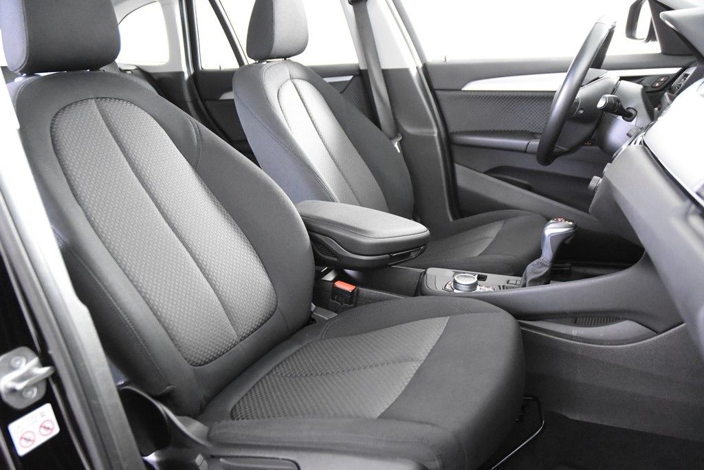 BMW X1 xDrive25e *1.Hand*Navi*Park ass.*Standheizung foto 3
