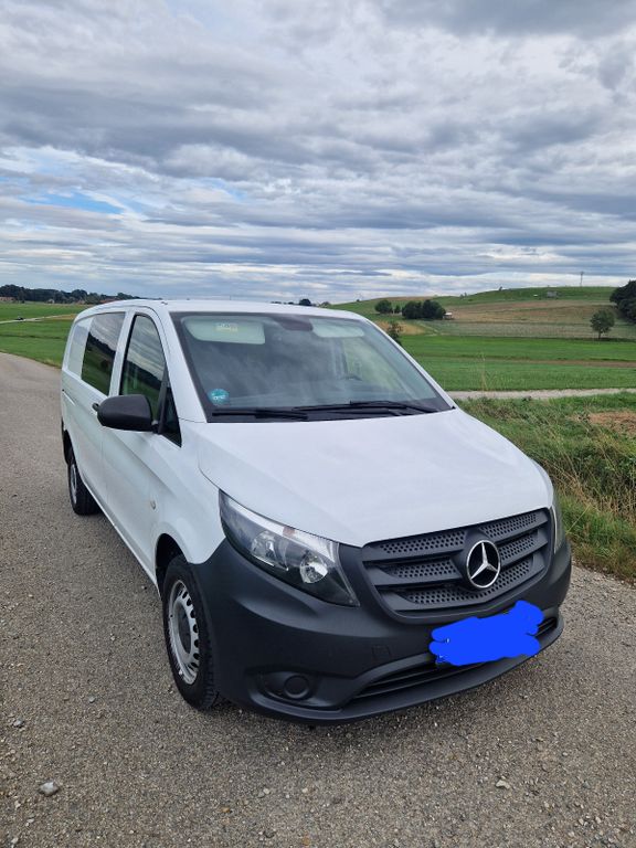 Image of Mercedes-Benz Vito
