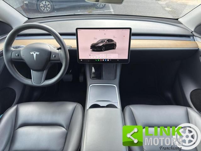 Tesla TESLA Model Y longe imagem 3