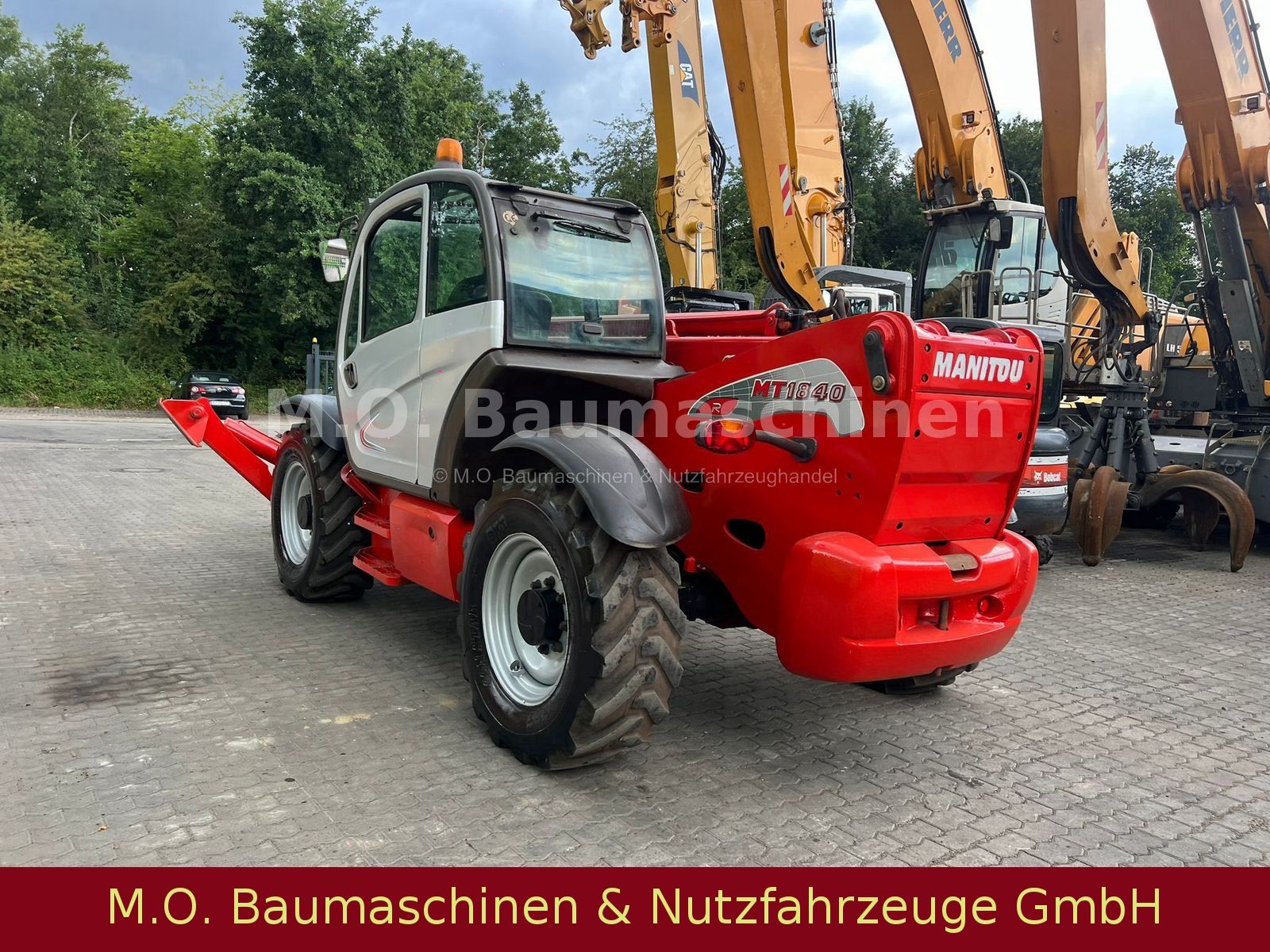 Fahrzeugabbildung Manitou MT1840 R Teleskoplader / 4x4 / SW
