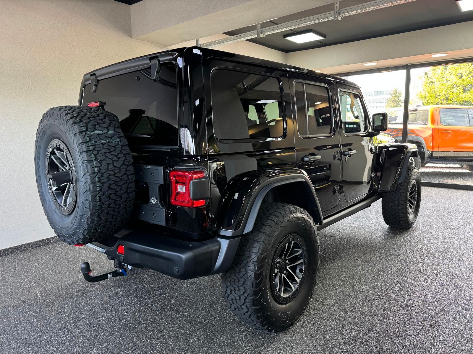 Fahrzeugabbildung Jeep RUBICON X 3.6L-V6-CAM-35"-AHK-HT