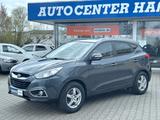 Hyundai ix35 Style 2WD AUTOMATIK*AHK*PDC* - Hyundai ix35 Style mit Benzin-Antrieb