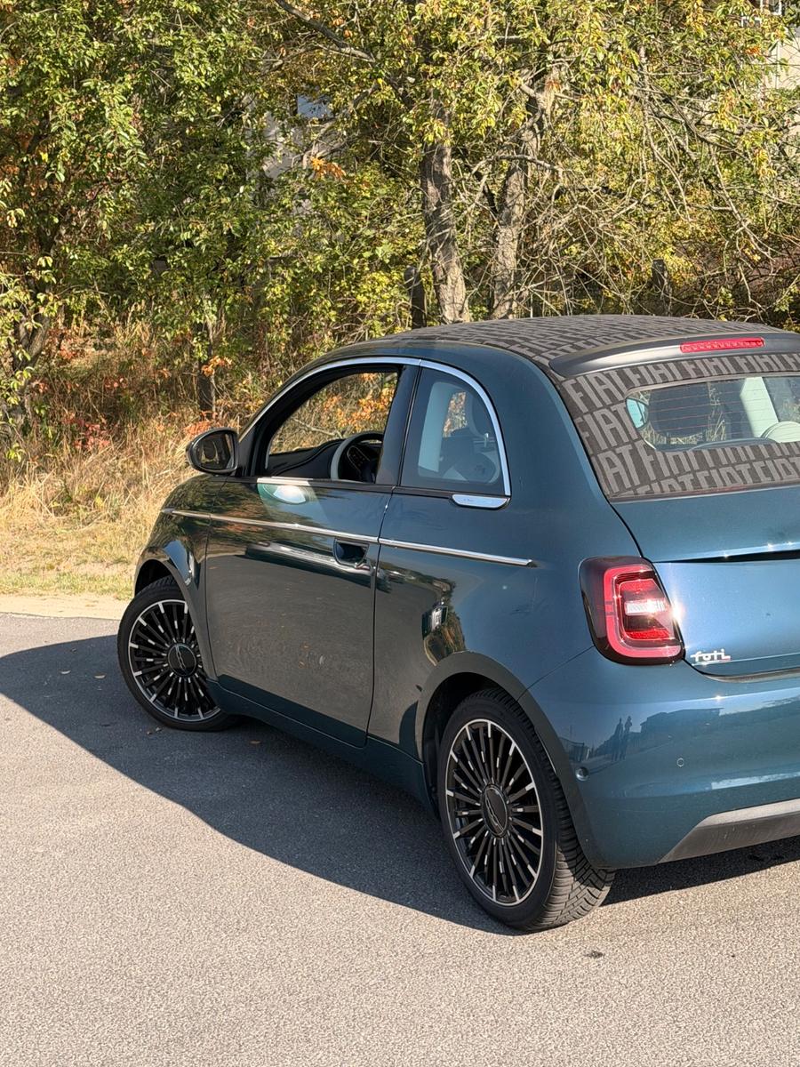 Fiat  500e La Prima Cabrio | DEKRA SoH 94 %