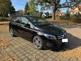 Mercedes-Benz B 220 4MATIC PEAK  AMG Line... - : Van, Mercedes