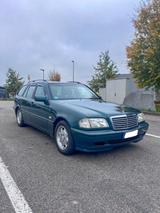 Mercedes-Benz Mercedes C w202 t-Modell - Mercedes-Benz: Kombi, W202
