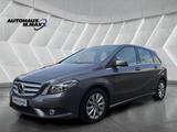 Mercedes-Benz B 180 Automatik*Navi*Sitzheizung*Tempomat - Mercedes-Benz B-Klasse Gebrauchtwagen in Frankfurt