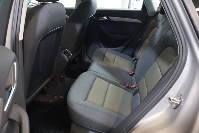 Audi Q3 1.4 TFSI TEMPOMAT+KLIMAAUT.+PDC+17"