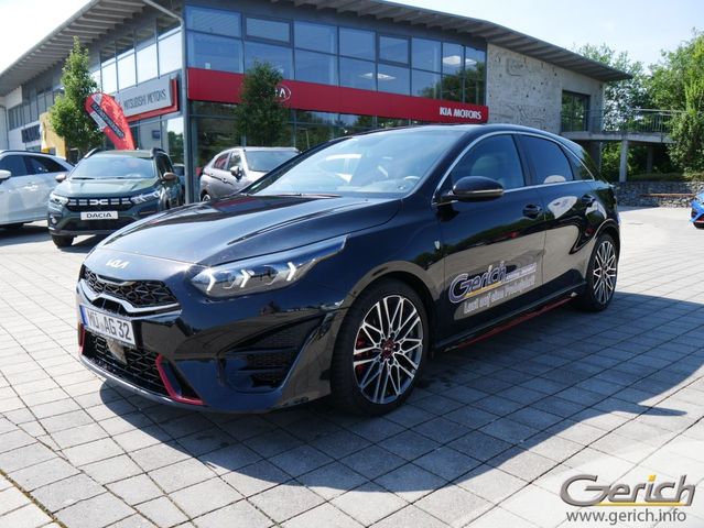 Kia Ceed 1.6 T-GDI DCT7 OPF GT mit Bastuck