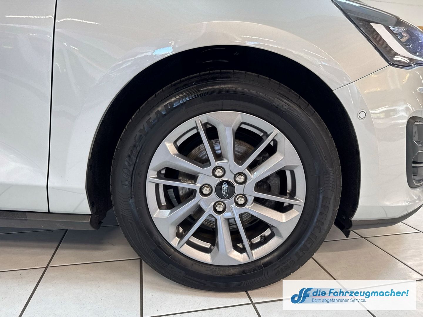 Fahrzeugabbildung Ford Focus Turnier Titanium Navi LED ACC El. Heckklap