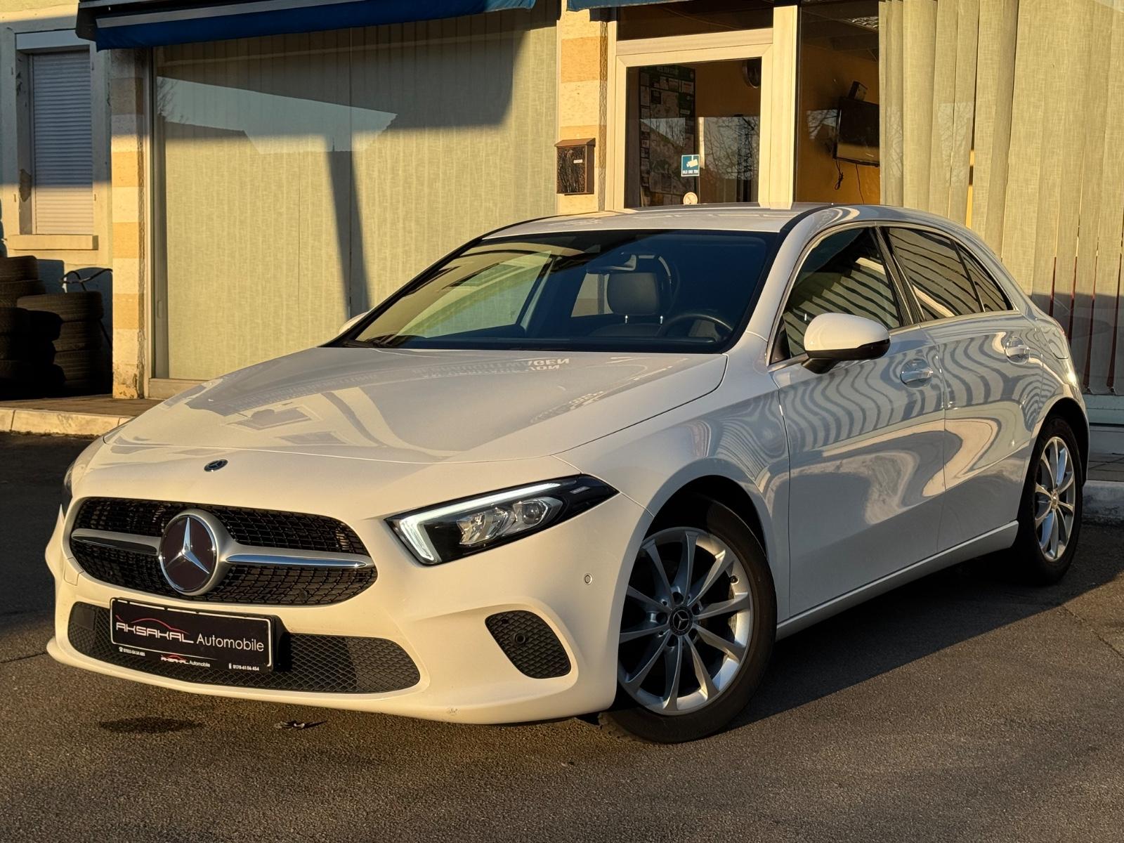 Mercedes-Benz A 180 d*7G-DCT*LED*NAVI*LEDER*