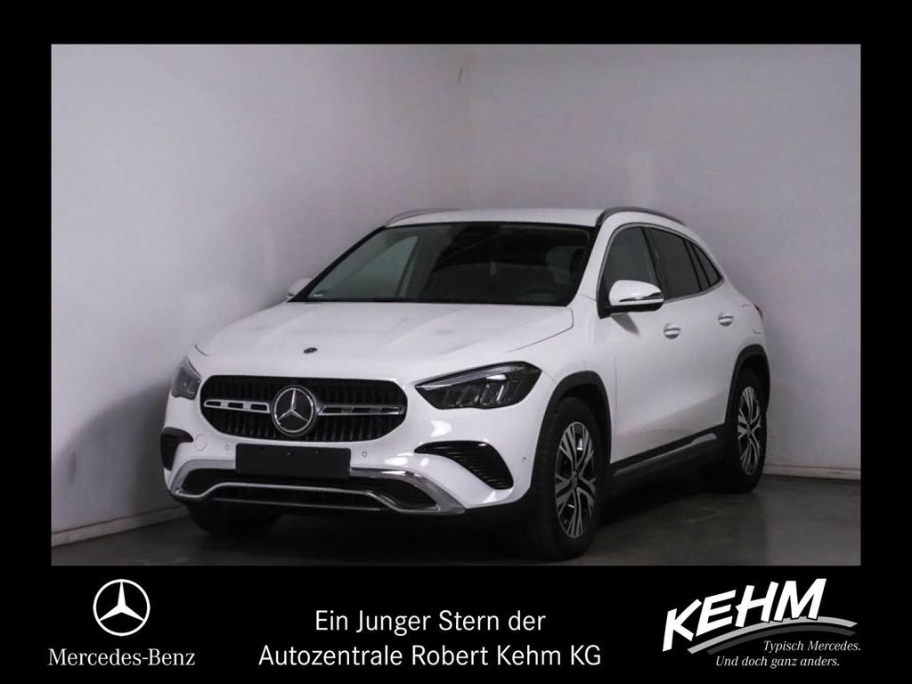 Mercedes-Benz GLA 220