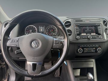 Volkswagen Tiguan - 12
