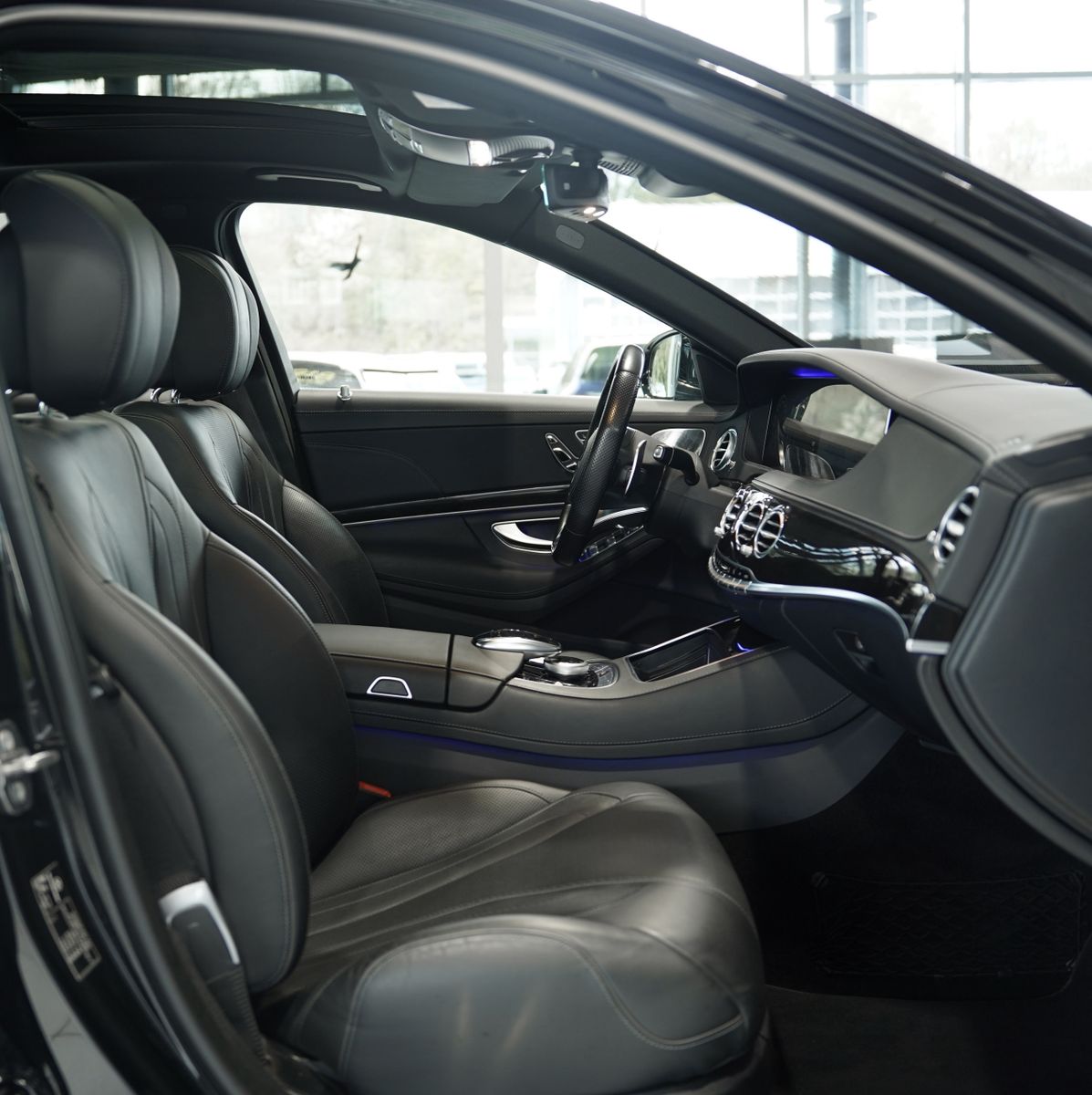 Mercedes Benz S 560