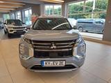 Mitsubishi Outlander Plug-in Hybrid Intro Edition 2.4 AHK - Mitsubishi Outlander: Intro Edition