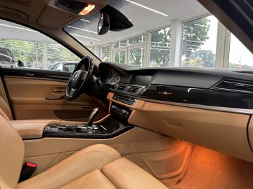 BMW 520 - 7