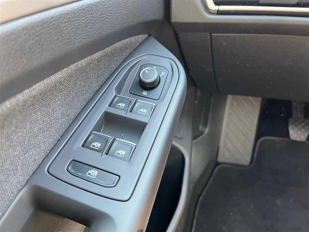 Volkswagen Golf Variant Life 2.0 TDI Sitzhz Rückfahrkamera, миниатюра 15