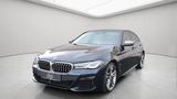 BMW M550i xDrive *Individ.|Glasdach|Massage|SoftCl.* - BMW M550 mit Benzin-Antrieb: Automatik