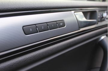 Volkswagen Touareg - 12