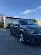 Volkswagen Touran 2.0 TDI 103kw 140ps  - Volkswagen Touran 140 ps mit Diesel-Antrieb
