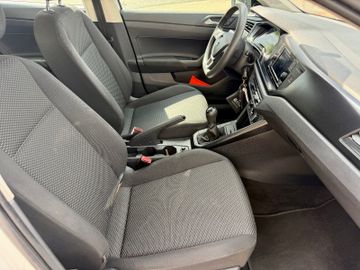 Volkswagen Polo - 8