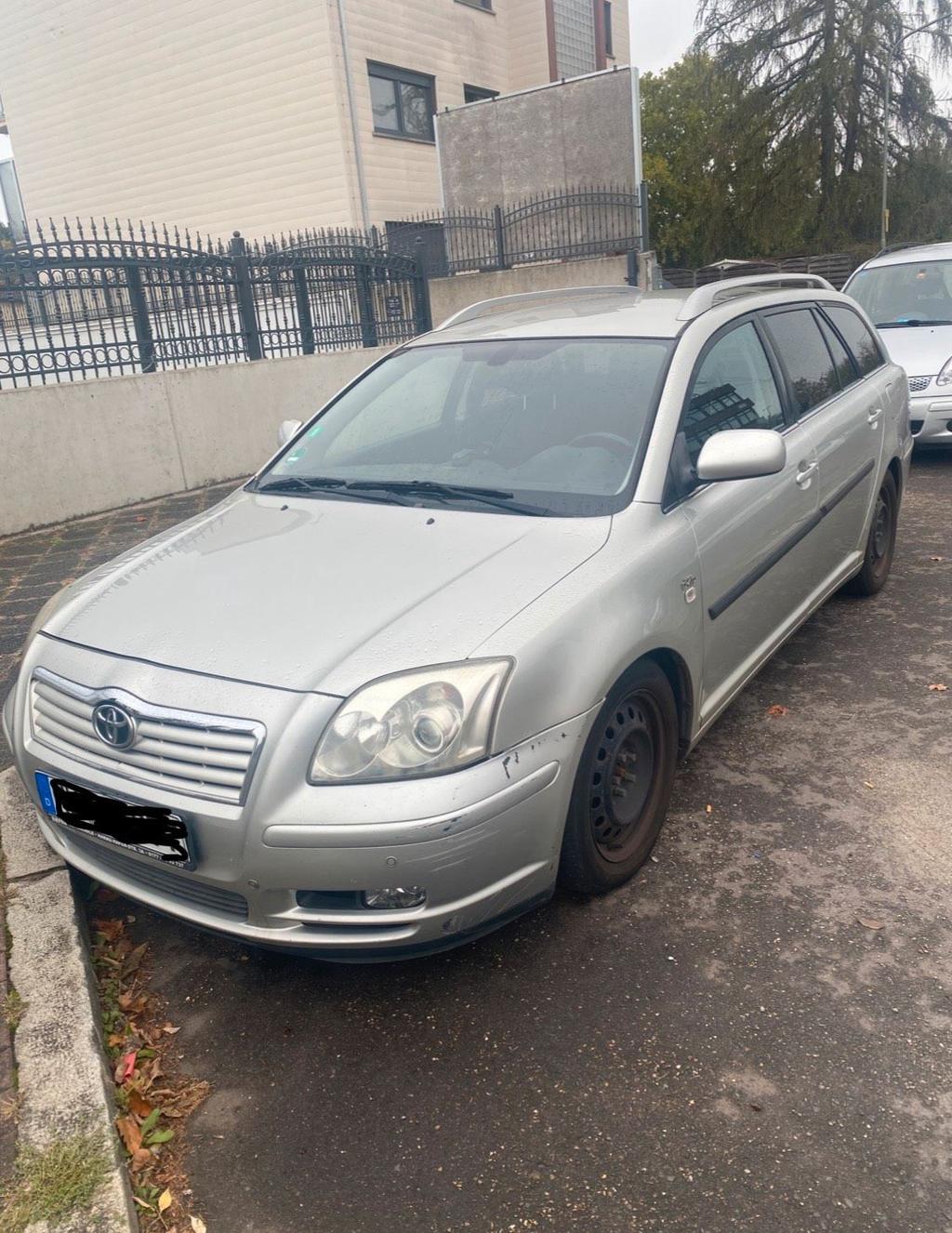 Toyota Avensis (Export)