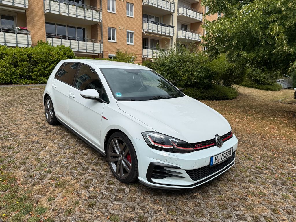 Image of Volkswagen Golf