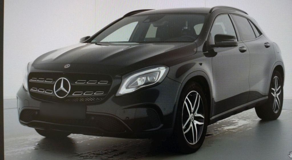 Image of Mercedes-Benz GLA 200