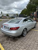 Mercedes-Benz E 250 d Sport Edition Autom.*19"*PANO*GAR.* - Mercedes-Benz E 250 aus 2015