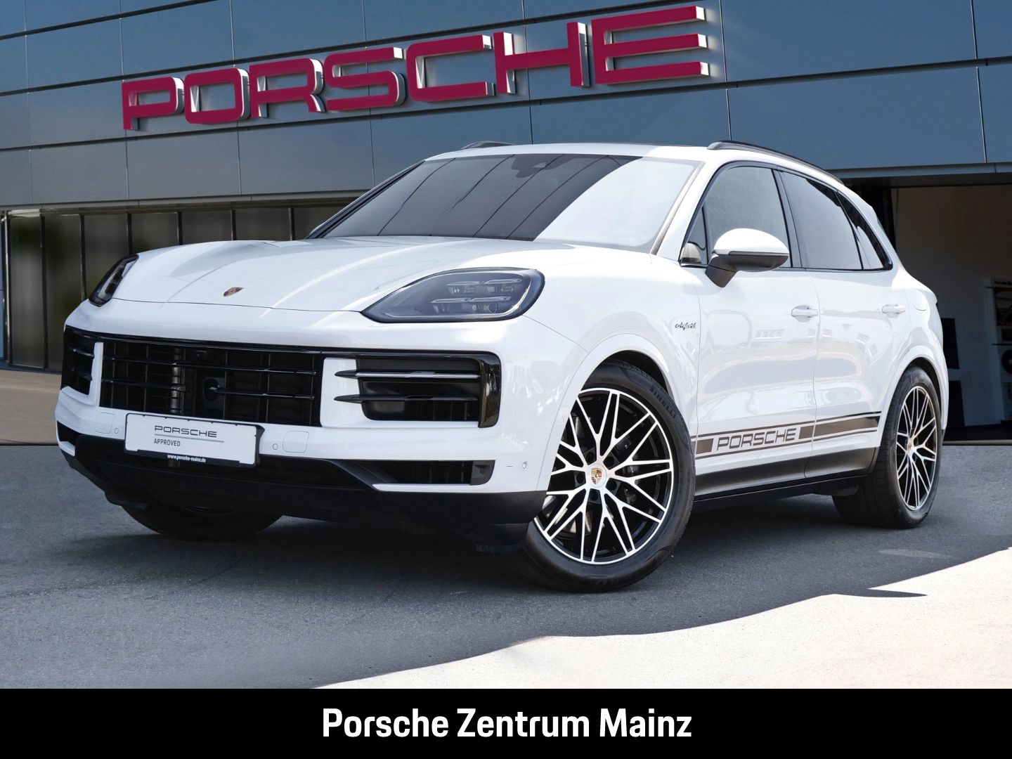 Porsche Cayenne E-Hybrid InnoDrive HA-Lenkung HUD BOSE