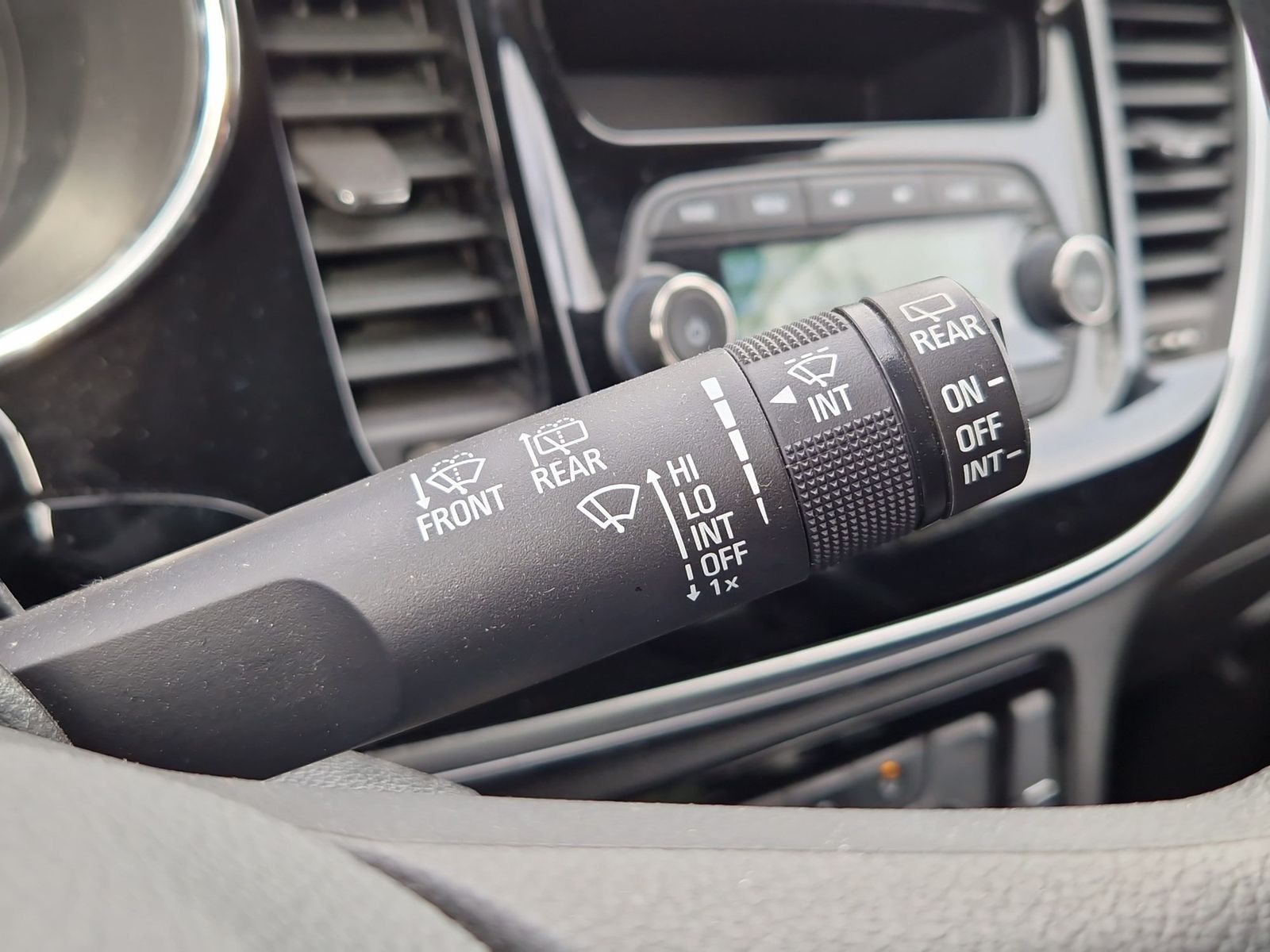 OPEL Mokka X 1.6 Selection Radio Klimaanlage – Bild 26