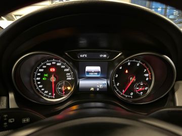 Mercedes-Benz CLA Shooting Brake CLA 180 *AMG*Navi*AHK*