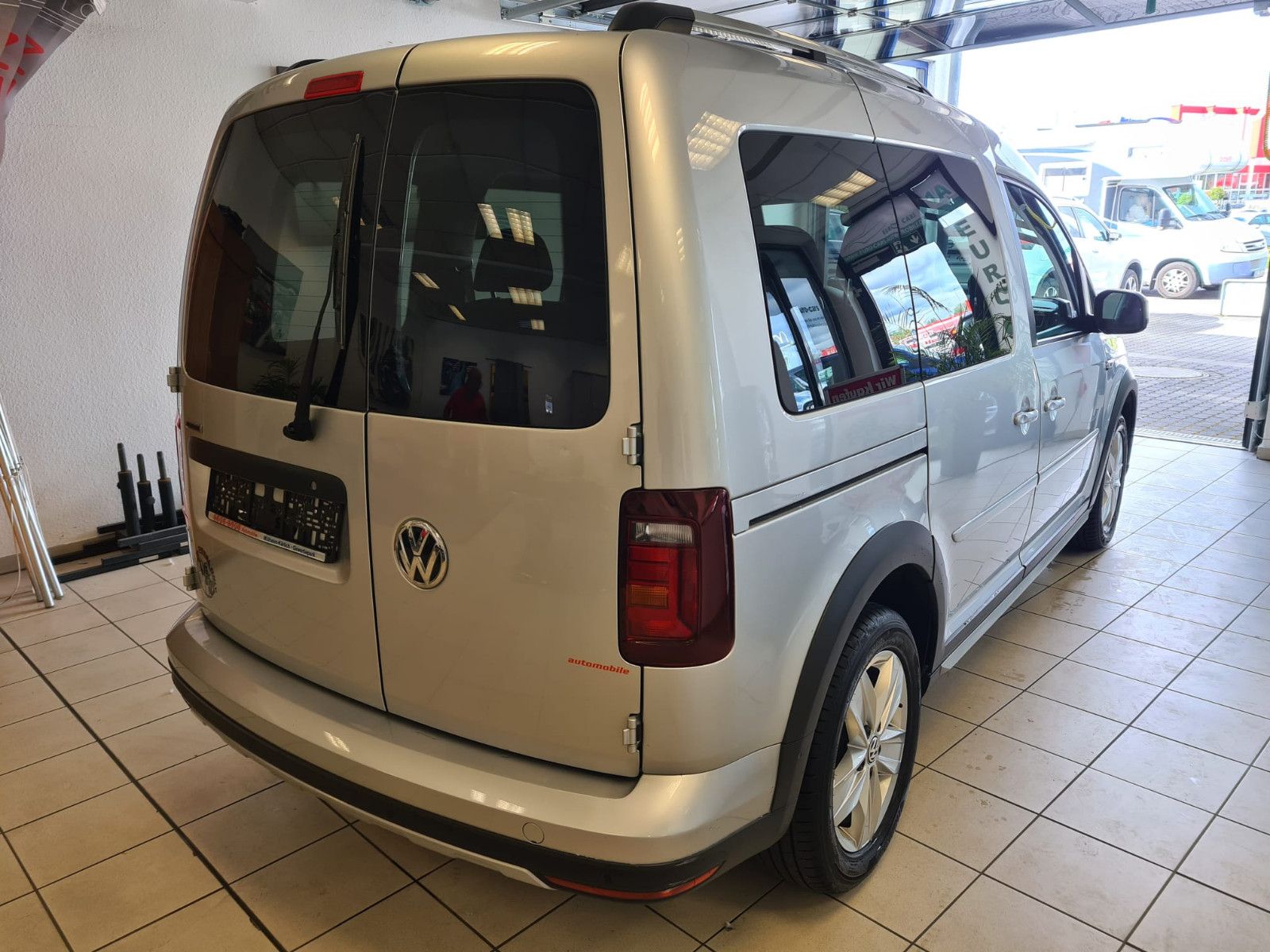 Fahrzeugabbildung Volkswagen Caddy PKW Alltrack BMT / NAVI / DSG