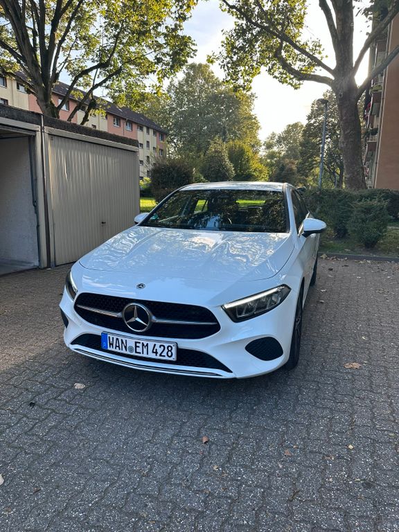 Image of Mercedes-Benz A 180