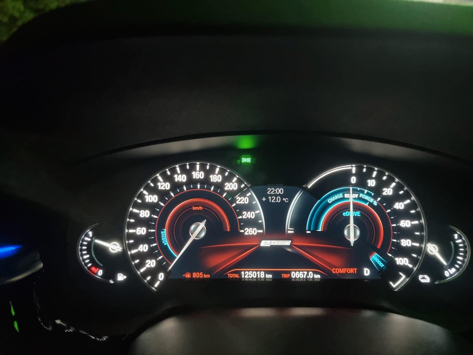 BMW 530e i Performance M Paket +8 Fach bereift+