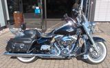 Harley-Davidson FLHRC Road King Classic - HARLEY-DAVIDSON ROAD KING CLASSIC FLHRC