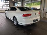 Volkswagen Passat Lim. Highline BMT/Start-Stopp - VW Passat Gebrauchtwagen in Frankfurt