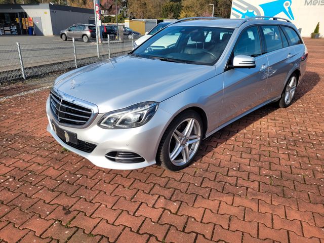 MERCEDES-BENZ E 400 E T-Modell E 400 4Matic*GEPFLEGT*