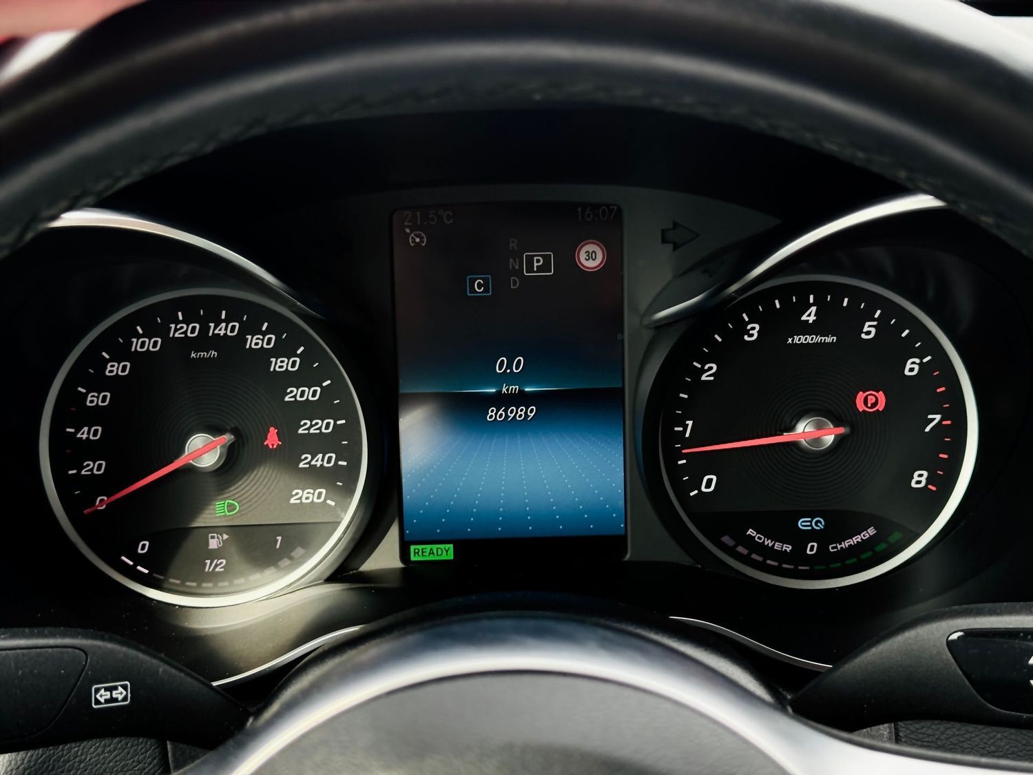 Fahrzeugabbildung Mercedes-Benz C 200 CABRIO AMG, Autom., Multibeam, RFK, Tot, N