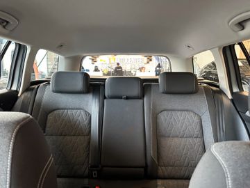 Volkswagen Passat *LED*AHK*1.HAND*19%*SPURAS*ACC*