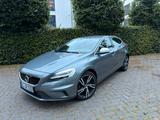 Volvo V40 T2 R-Design | Scheckheft Volvo |... - Volvo V40 Limousine R design mit Benzin-Antrieb