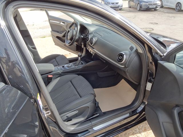 Fahrzeugabbildung Audi A3 Sportback ambition/18-Zoll/Navi/Xenon/SitzH/