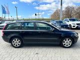 Volvo V50 Kombi 2.0 D Kinetic*EXPORT ODER HÄNDLER* - gebrauchte Volvo V50 aus dem Jahr 2005