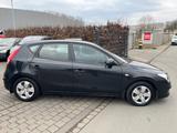 Hyundai i30 blue 1.4 - Hyundai i30