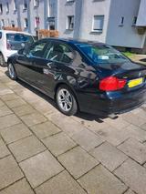 BMW 2009 318E - BMW 3er Reihe mit Benzin-Antrieb: Kleinwagen