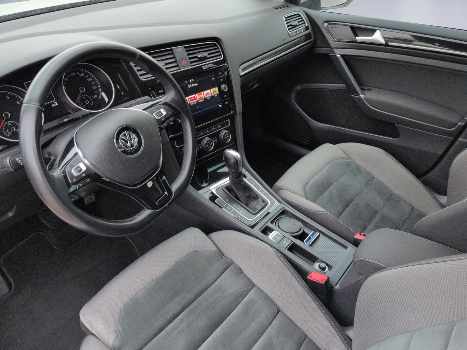 Golf Variant 1.5 TSI DSG Highline AHK+NAVI+ACC