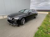 Mercedes-Benz E 400 d 4MATIC T Autom. -AMG Line - Mercedes-Benz E 400 mit Diesel-Antrieb: Automatik